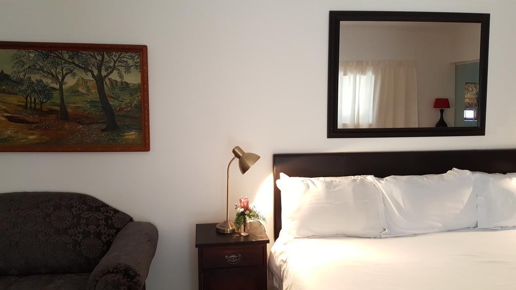 Camdeboo Cottages Graaff-Reinet 外观 照片